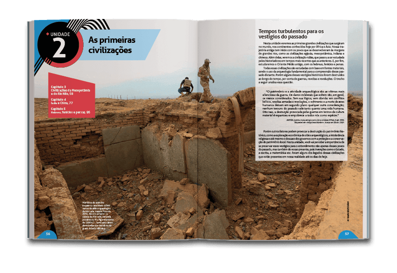 Página dupla de miolo do livro Moderna Plus: História